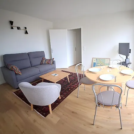 Apartment Cosy Face A La Gare Avec A Proximite Plages Et Commerces A Pied *