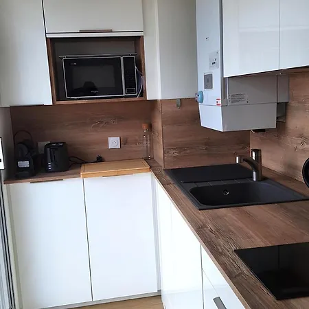 Cosy Face A La Gare Avec A Proximite Plages Et Commerces A Pied * Arcachon