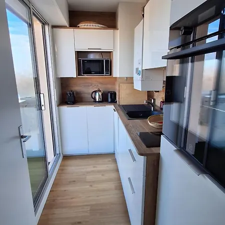 Cosy Face A La Gare Avec A Proximite Plages Et Commerces A Pied Apartment Arcachon